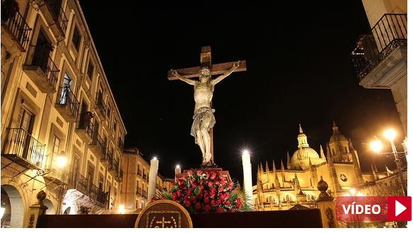 La Procesión de los Pasos, emblema de la Semana Santa segoviana (El Norte de Castilla 25-III-2016)