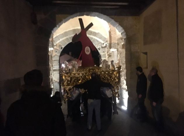 Maristas portará a hombros sus dos pasos la noche del Jueves Santo(radio Segovia Cadena SER15-III-2018)