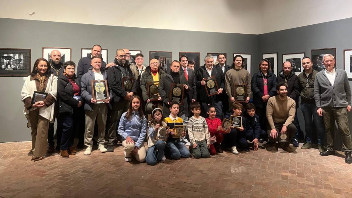 Entrega de premios e inauguración de la exposición en La Alhóndiga